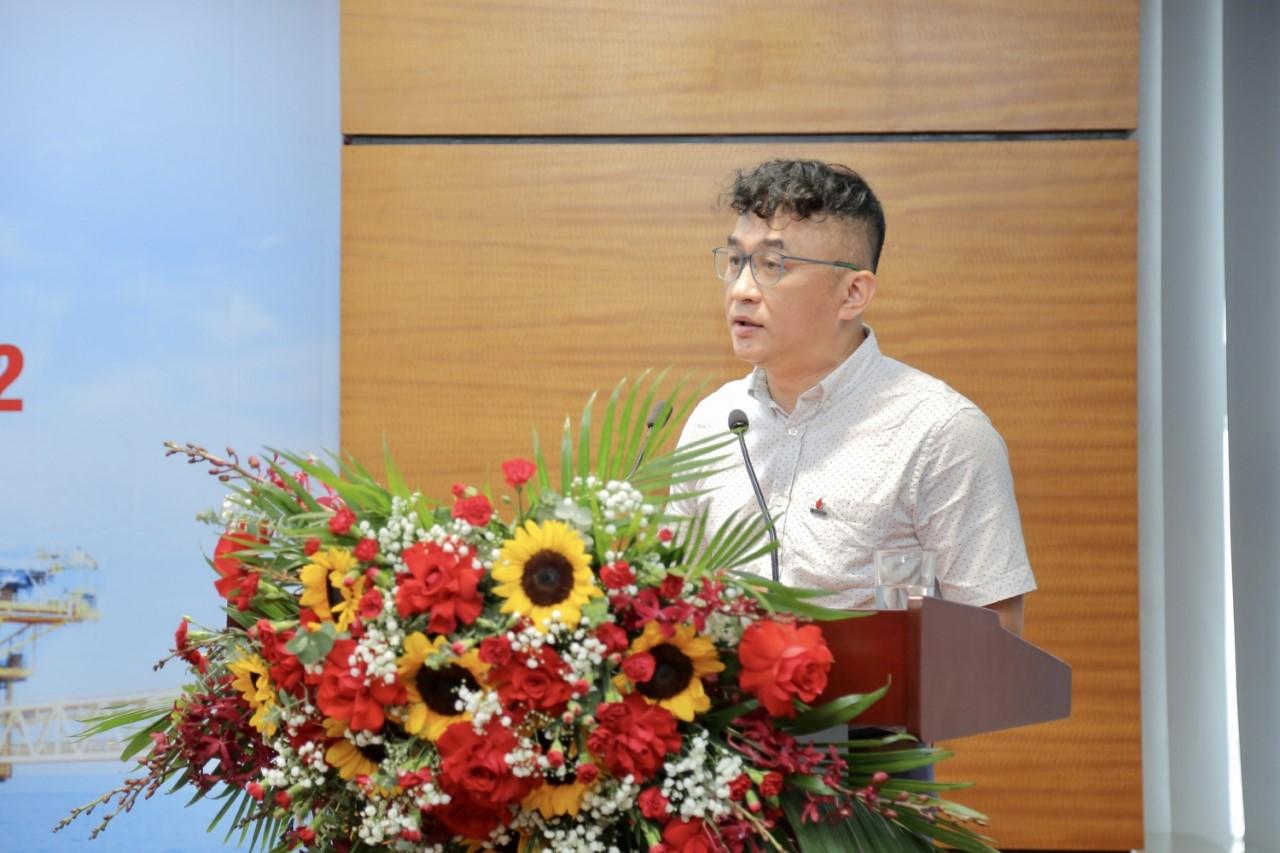</a> Đồng chí Phan Tử Giang, Tổng Giám đốc PETROCONs trình bày tham luận